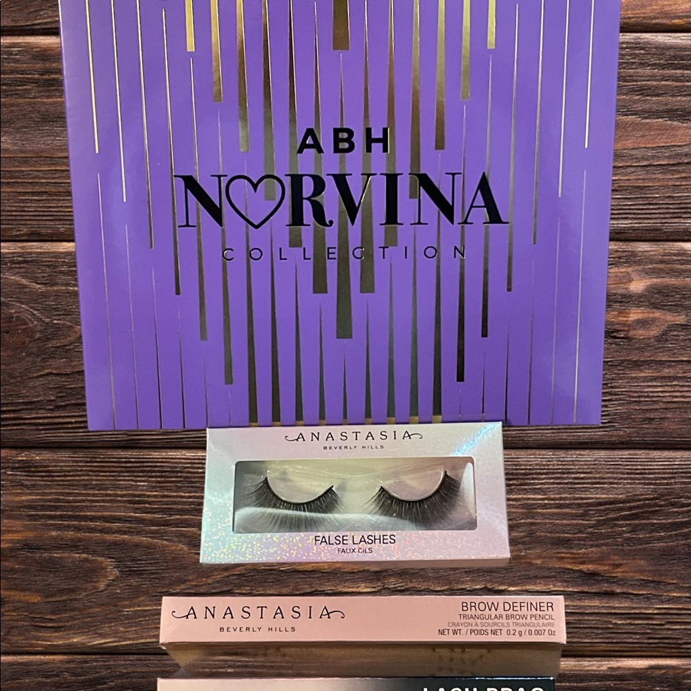 ⭐️ABH N❤️RVINA COLLECTION VOL 1 bundle⭐️ - Picture 12 of 15